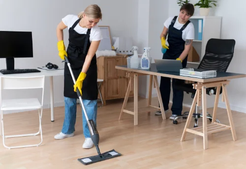 Nettoyage de bureau professionnel à Étainhus